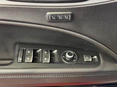 Used 2024 Alfa Romeo Stelvio Ti w/ Performance Driving Package AWD/4WD image 18