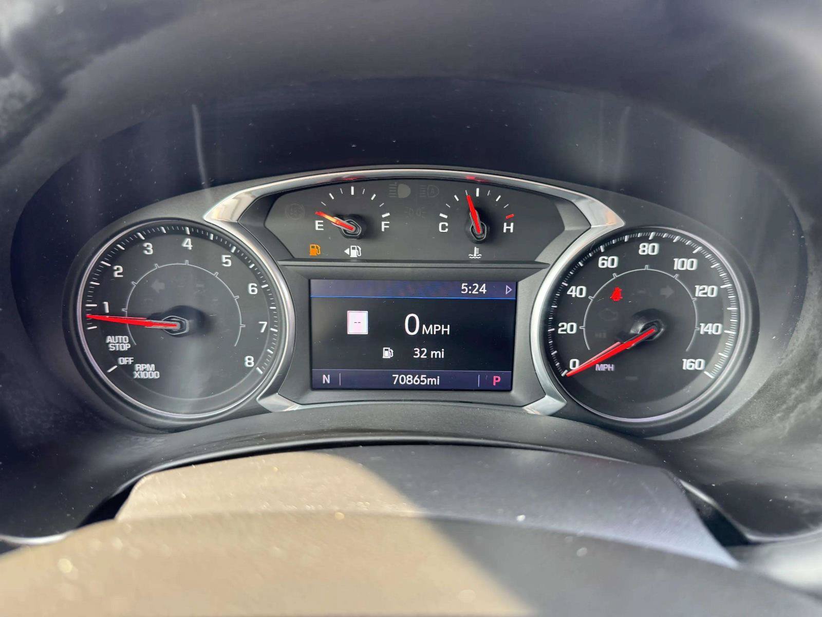 Used 2022 GMC Terrain SLT w/ Infotainment Package II AWD/4WD image 26