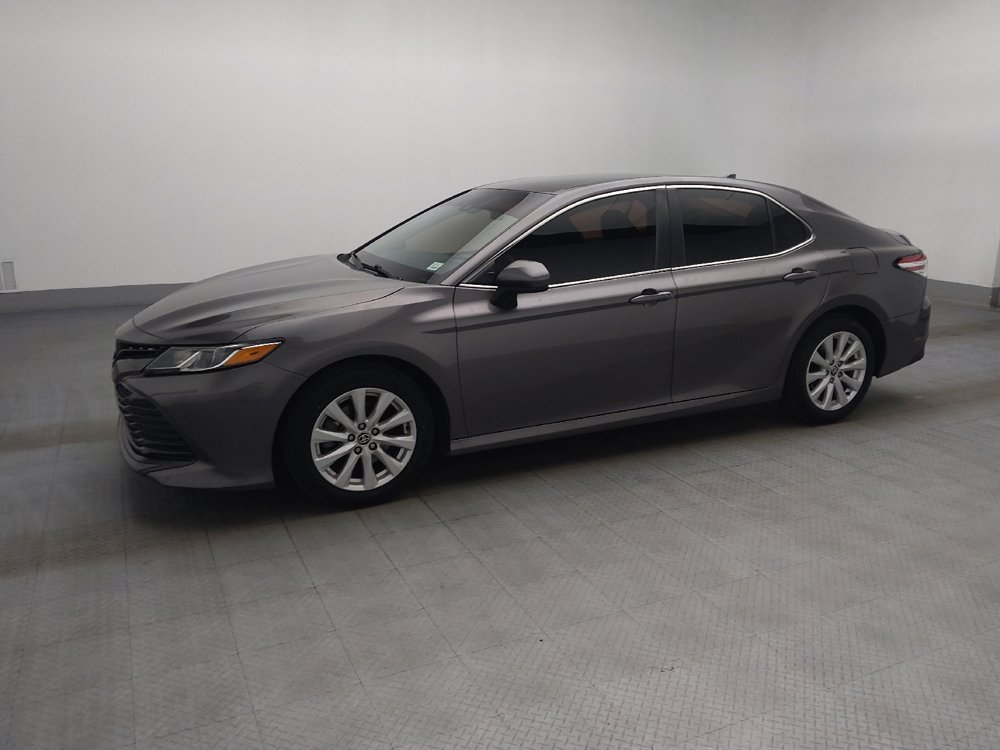 Used 2020 Toyota Camry LE FWD image 2