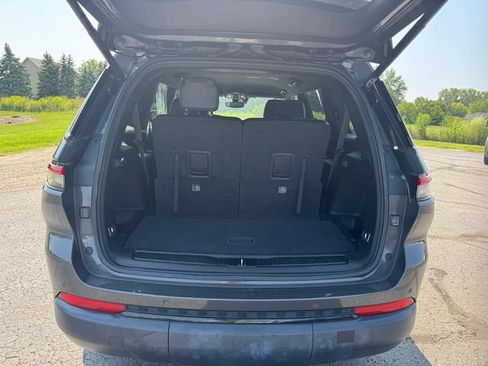 Certified 2024 Jeep Grand Cherokee L Laredo AWD/4WD image 18
