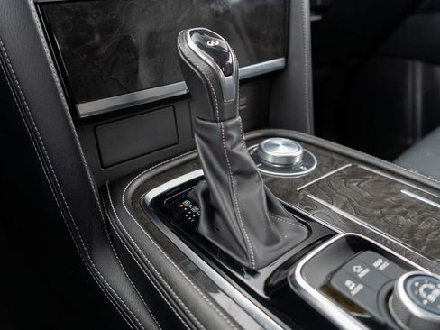 Used 2024 INFINITI QX80 Luxe image 30