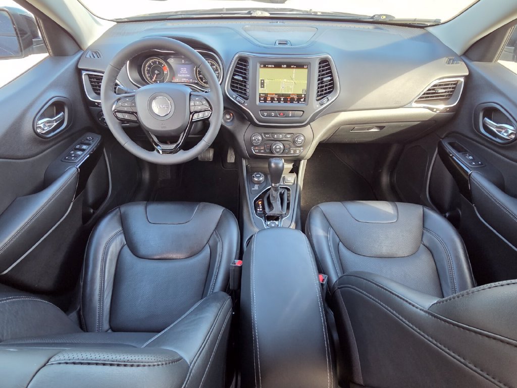 Used 2023 Jeep Cherokee Altitude Lux AWD/4WD image 25