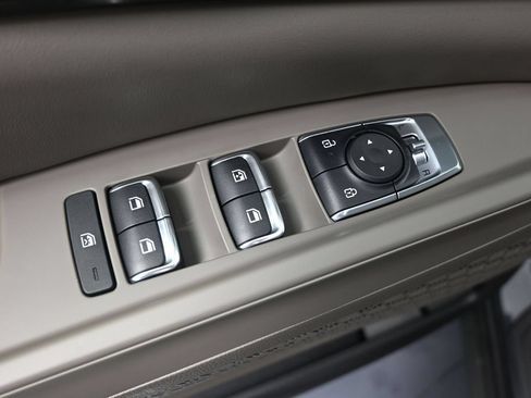 New 2026 Kia Carnival LXS FWD image 10