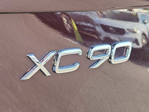 Used 2026 Volvo XC90 B6 Plus w/ Protection Package AWD/4WD image 28