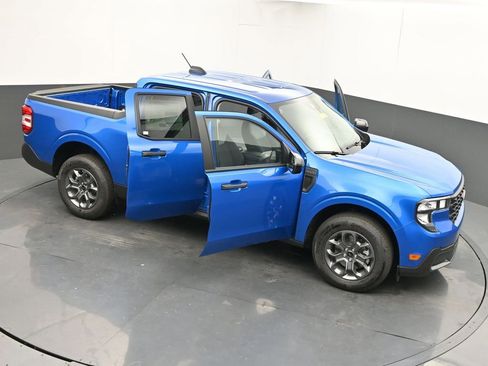 New 2025 Ford Maverick XLT w/ XLT Luxury Package image 62