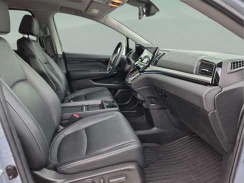 Certified 2024 Honda Odyssey Touring image 19