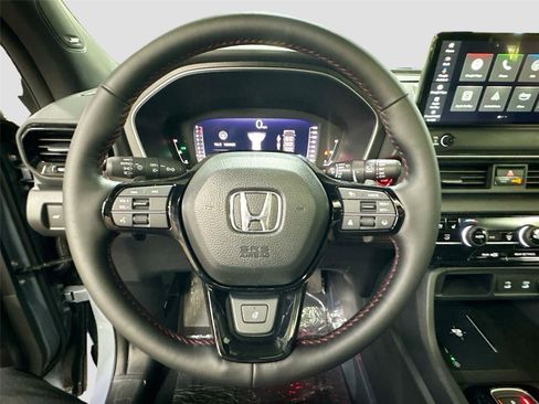 New 2026 Honda Pilot Black Edition image 17