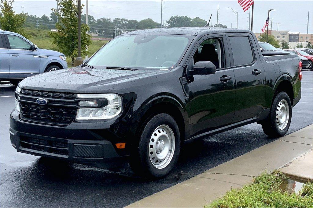 Used 2024 Ford Maverick XL FWD image 5