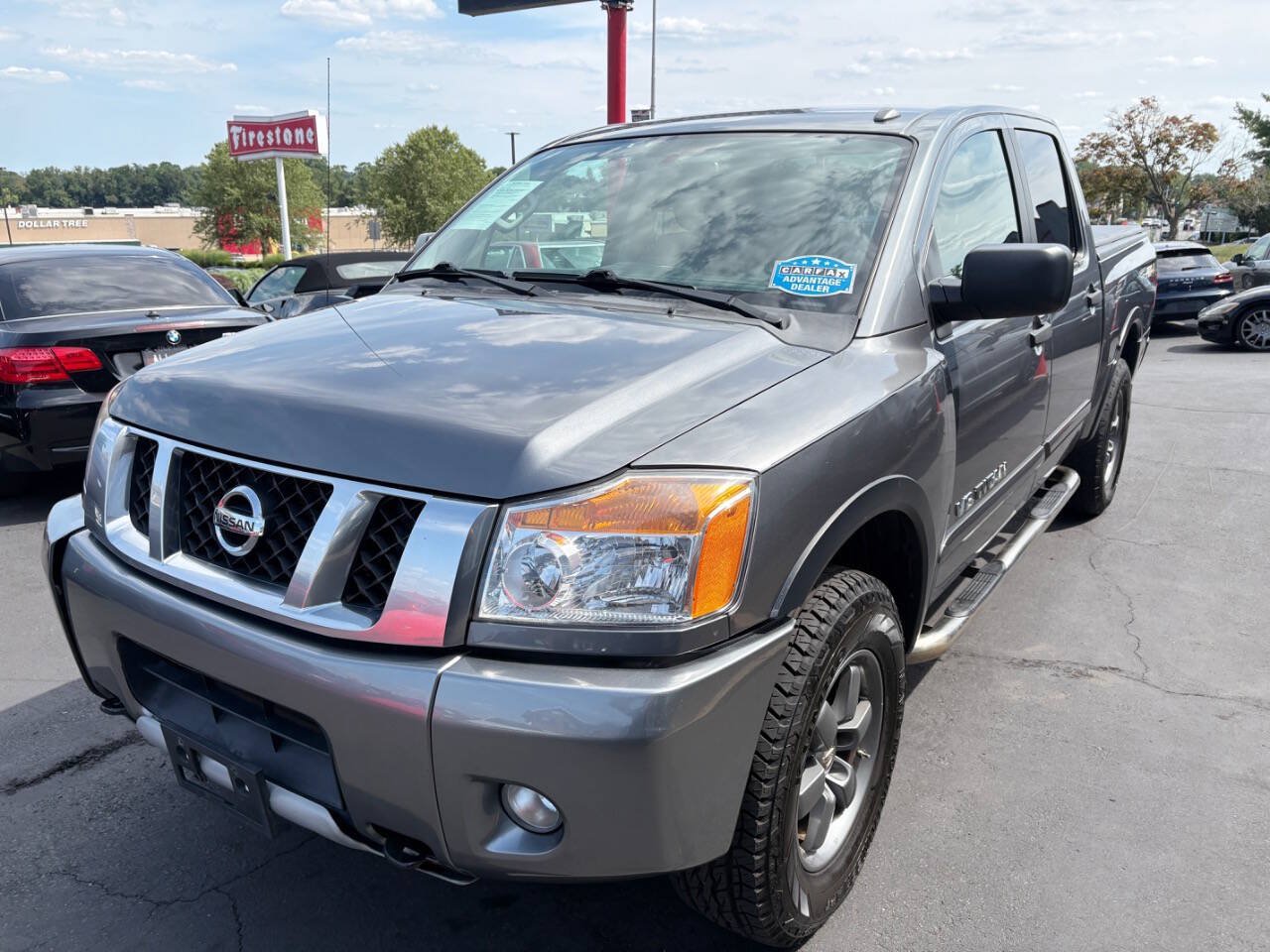Used 2015 Nissan Titan PRO-4X AWD/4WD image 3