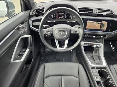 Used 2022 Audi Q3 2.0T Premium Plus w/ Premium Plus Package image 13