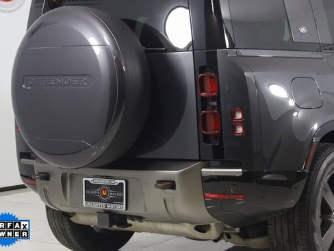 Used 2024 Land Rover Defender 110 X-Dynamic SE image 44