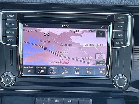 Used 2016 Volkswagen Jetta Sport image 14