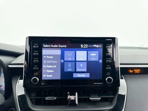Used 2021 Toyota Corolla SE w/ SE Premium Package FWD image 17
