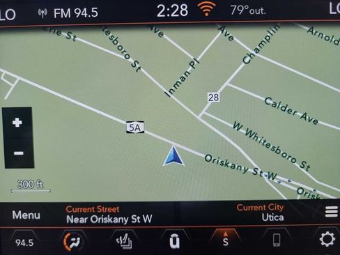 Used 2023 Jeep Cherokee Altitude Lux AWD/4WD image 29