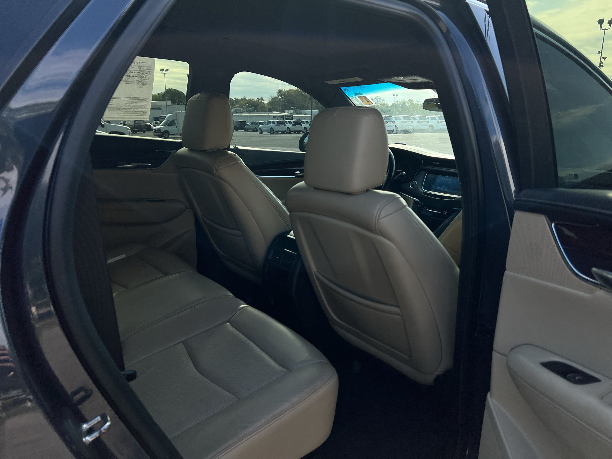 Used 2019 Cadillac XT5 Luxury AWD/4WD image 10