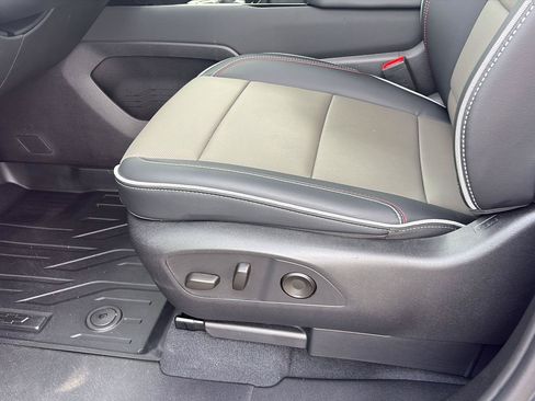 Used 2026 Chevrolet Silverado EV Trail Boss AWD/4WD image 29