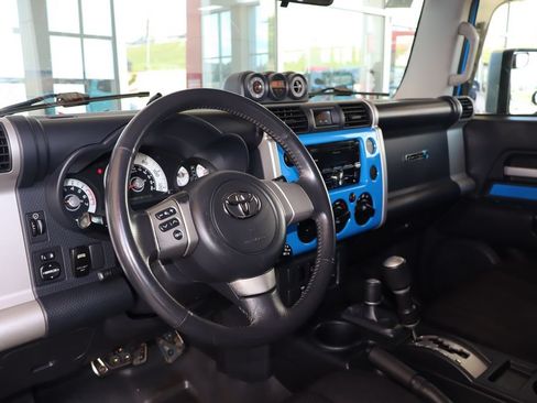 Used 2007 Toyota FJ Cruiser 4WD image 15