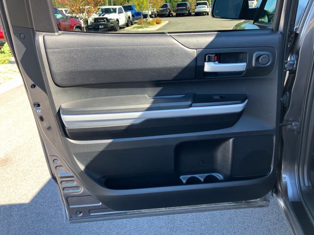 Used 2018 Toyota Tundra SR5 w/ TRD Off Road Package AWD/4WD image 15