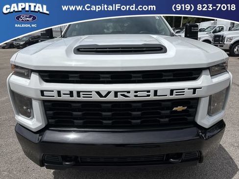 Used 2023 Chevrolet Silverado 2500 Custom w/ Custom Convenience Package AWD/4WD image 10