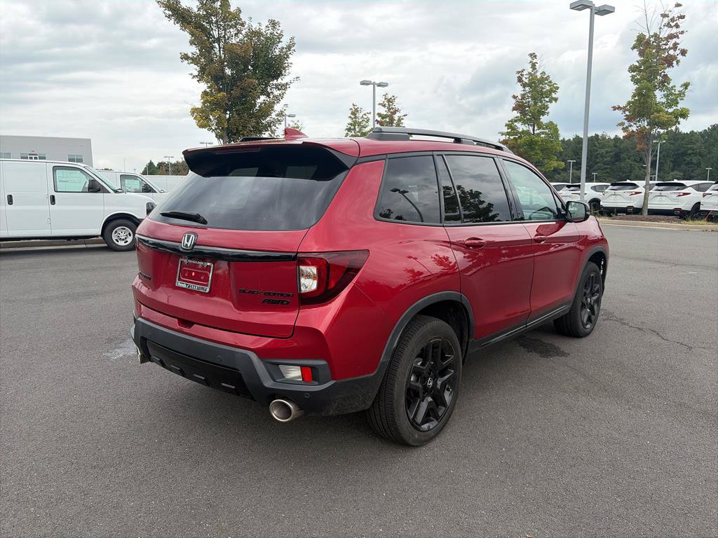 Certified 2024 Honda Passport Black Edition image 7