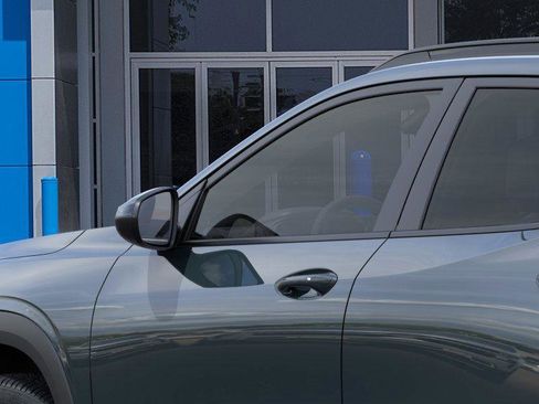 New 2026 Chevrolet Trax LT image 12