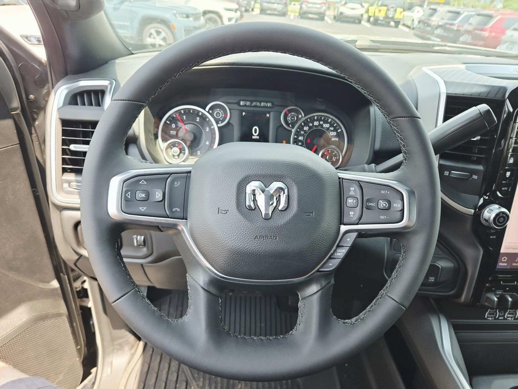 New 2026 RAM 2500 Big Horn AWD/4WD image 21