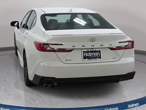 Certified 2025 Toyota Camry SE FWD image 6