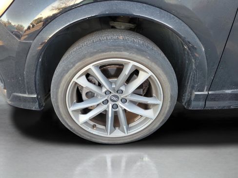 Used 2022 Audi Q3 2.0T Premium w/ Black Optic Sport Package image 30