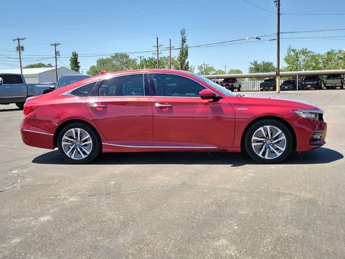Used 2019 Honda Accord Touring image 5