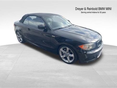 Used 2011 BMW 135i Convertible image 1
