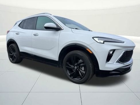 Used 2024 Buick Encore GX Sport Touring w/ Comfort Package image 7