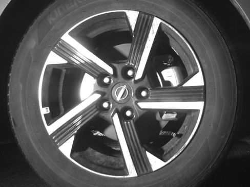 Used 2025 Nissan Sentra SV FWD image 16
