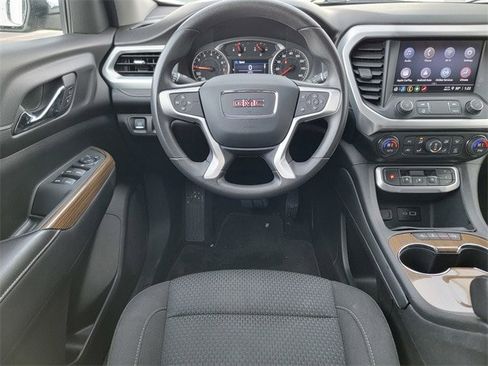 Used 2021 GMC Acadia SLE image 32