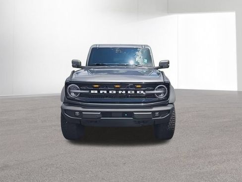 Used 2024 Ford Bronco Outer Banks w/ Sasquatch Package AWD/4WD image 3