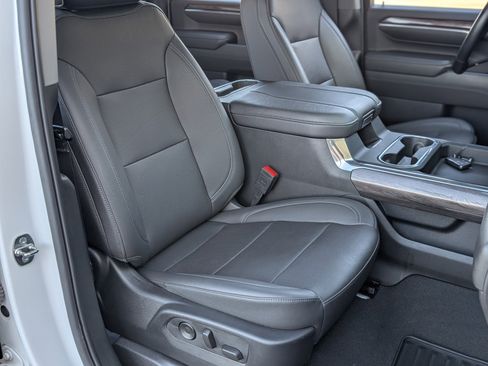 Used 2024 Chevrolet Silverado 2500 LTZ w/ LTZ Plus Package image 22