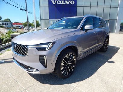 New 2026 Volvo XC90 B5 Plus