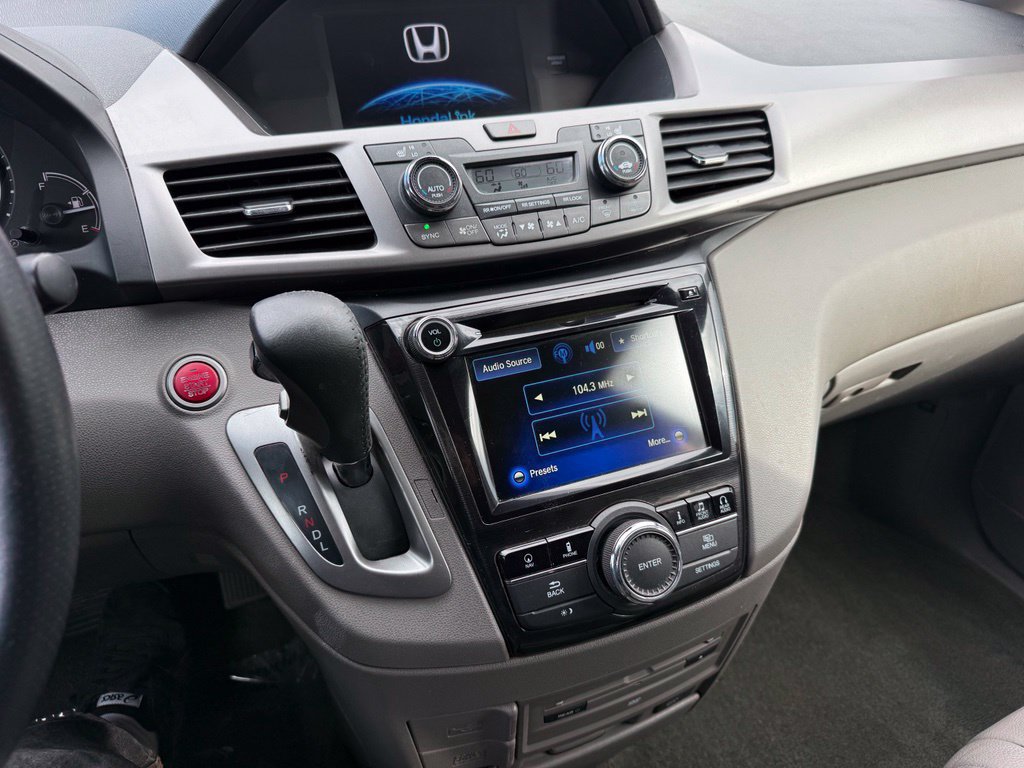 Used 2016 Honda Odyssey Touring Elite image 22