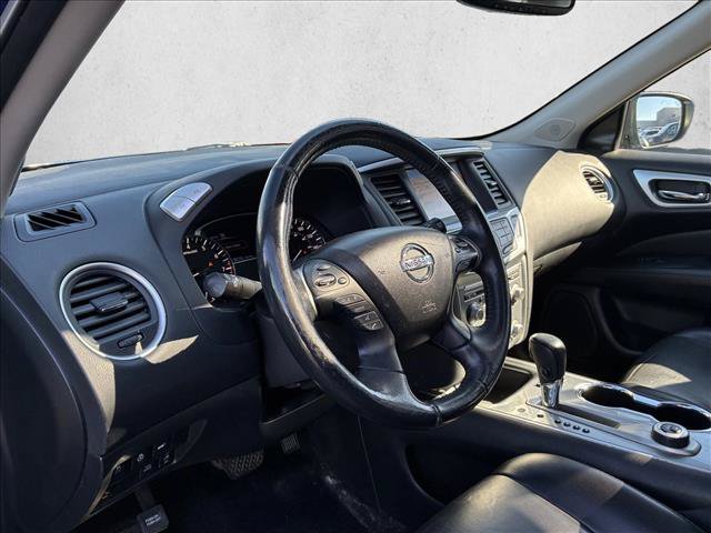 Used 2019 Nissan Pathfinder SL w/ SL Premium Package AWD/4WD image 10