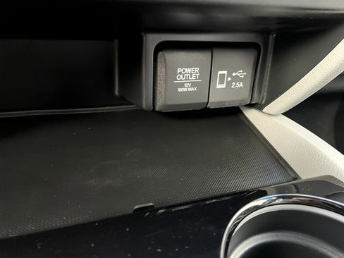 Used 2021 Honda Pilot Touring image 22