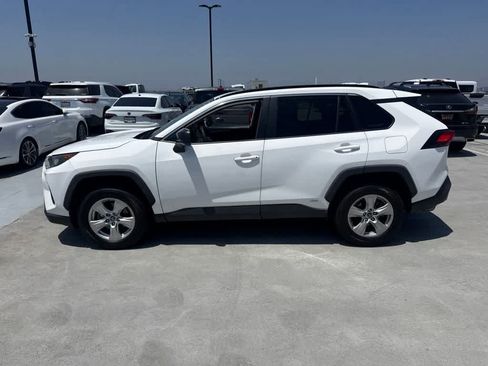 Used 2020 Toyota RAV4 LE w/ All Weather Liner Package AWD/4WD image 2