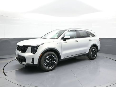 New 2026 Kia Sorento S FWD image 10