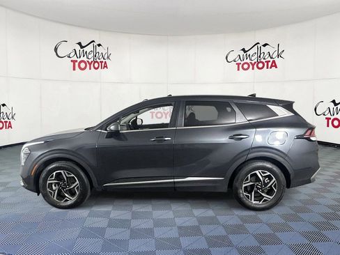 Used 2025 Kia Sportage LX FWD image 5