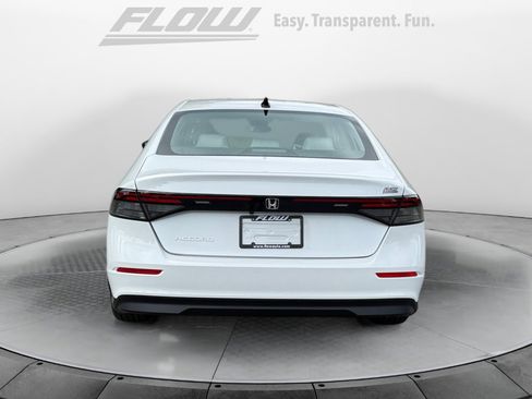 New 2025 Honda Accord SE image 6