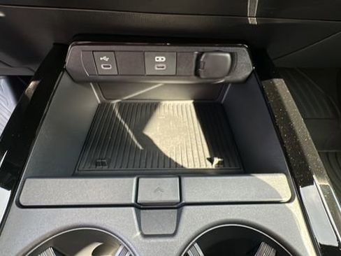 New 2026 Toyota Prius XLE FWD image 20
