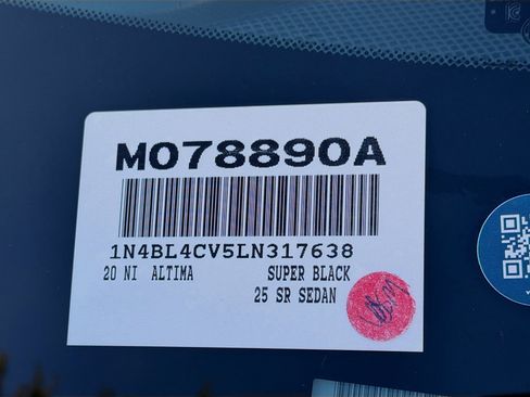 Used 2020 Nissan Altima 2.5 SR w/ Premium Package image 35