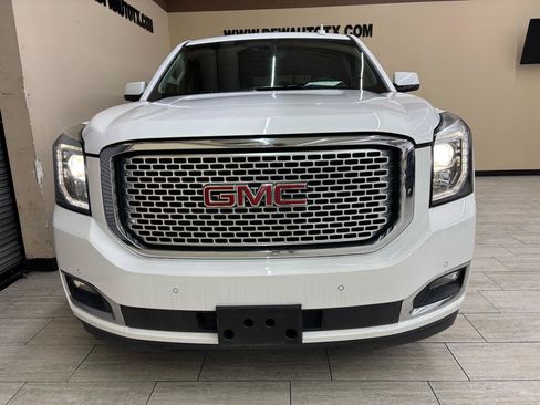 Used 2017 GMC Yukon Denali w/ Open Road Package AWD/4WD image 3
