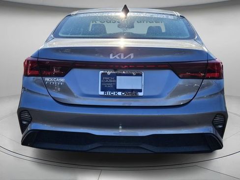 Used 2024 Kia Forte LXS image 6