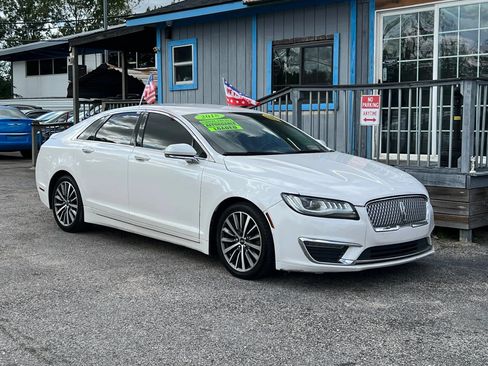 Used 2018 Lincoln MKZ Select w/ Select Plus Package FWD image 4