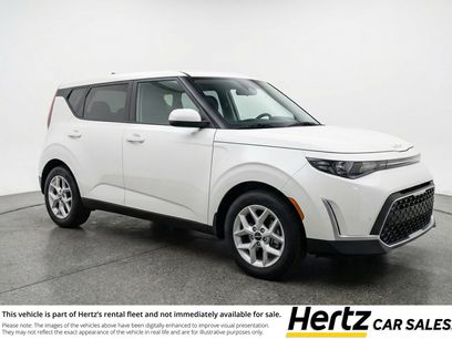 Used 2025 Kia Soul LX w/ LX Technology Package