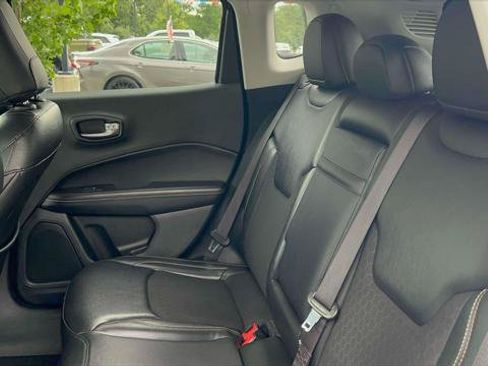 Certified 2018 Jeep Compass Latitude AWD/4WD image 24